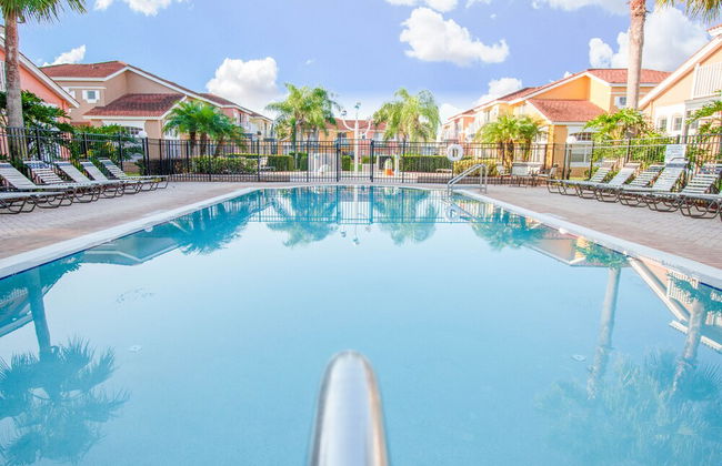 Berkley Lake Townhomes - Photo 45