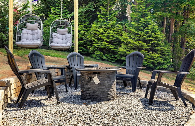 Modern Escape by Avanstay w/ Hot Tub, Fire Pit, Mountain Views, 10min to Town - Foto 35