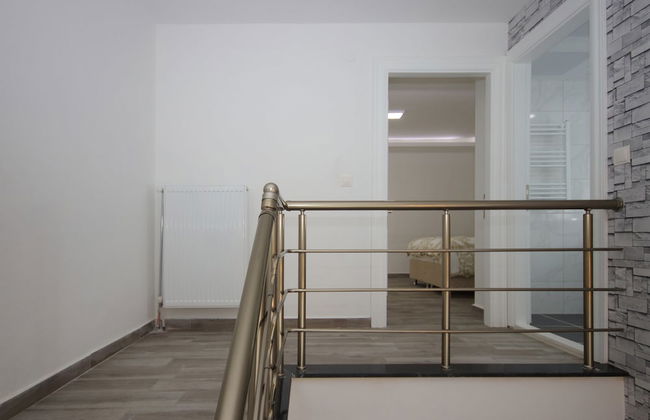 Arcadia Apart Residence - Photo 25