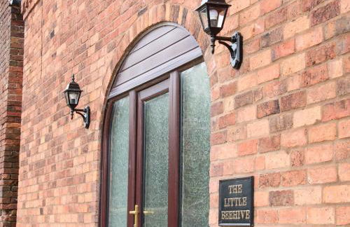 The Little Beehive - Photo 4