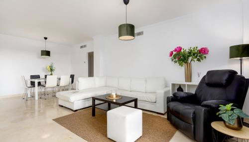 Casares Costa Gem: 2BR with Pool - Photo 5