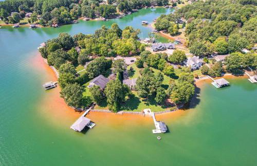 Smith Mountain Lake Retreat with Private Beach! - Foto 2