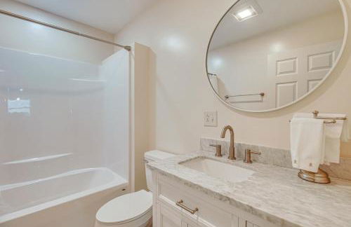 Ski, Fish and Unwind Peaceful Lake Champlain Home! - Foto 18