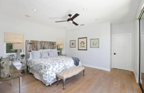 Private Wading Pool Home with Patio - Foto 33