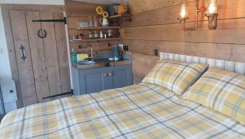 Crown Cabin Wiltshire near Longleat and Bath - Foto 3