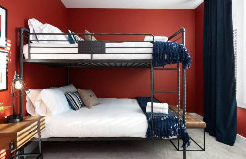 Large Royal Townhome Beautiful Design and Rooftop - Foto 2