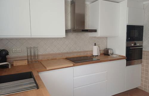 Adosado/casa con terraza y buhardilla. Playa El Perelló - Foto 19