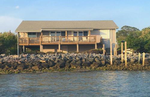 Waterfront Harkers Island Home Sunset View and Dock - Foto 25