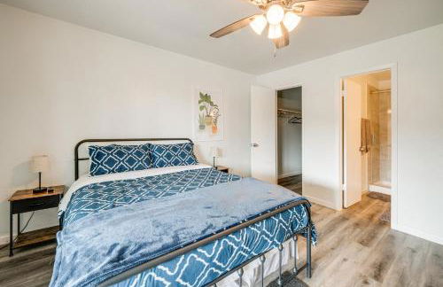 Game Room and Patio Family Home in The Colony! - Foto 14