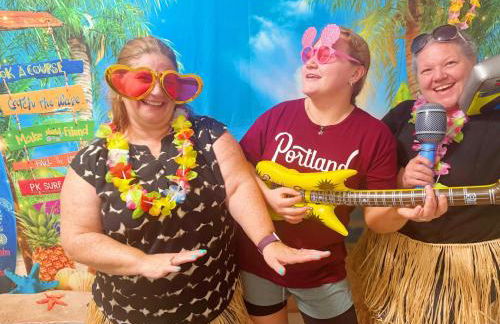 Spacious 4 bedroom 3 bath Clearwater Vacation House Cowboy Pool Fire Pit Games Close to Clearwater Beach Biking Trail Farmers Markets Harbor Health Spa Baycare Ballpark and Ruth Eckerd Hall Golf Courses - Photo 42