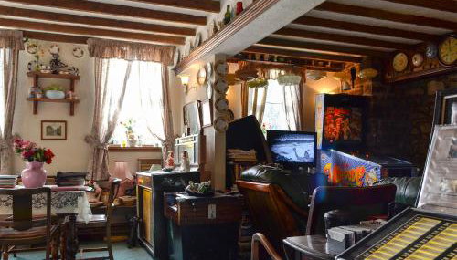 Chapel Cottage - Photo 3