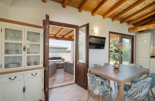 Seafront Villa - 5min to BRANDINCHI I Exclusive Garden I Private Beach I BBQ I Wi-Fi - Foto 18