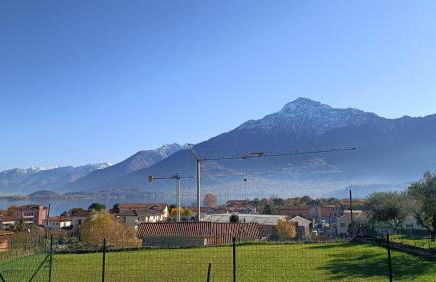 Apartment with garden, lake view and parking - Larihome A15 - Foto 1