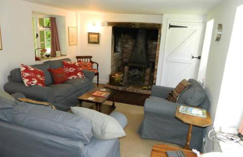 River Cottage a country retreat in wooded gardens - Foto 1