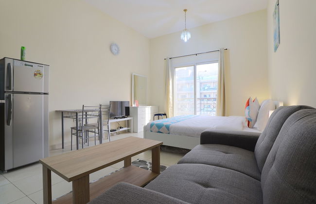 OYO 264 Home Cordoba Palace 607 Studio - Photo 34