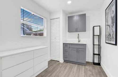 Bungalow House 6 BR Pool Little Havana - Foto 28