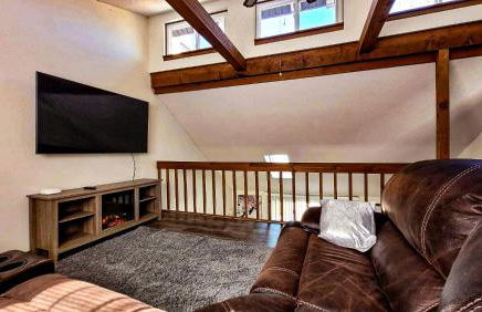 Pocono House in a private community 4 pools, Lake. - Foto 13