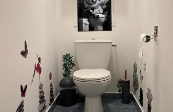 PARIS-MONTROUGE Magnifique appartement 3 pièces de 75m2 avec PARKING - très cosy pour 1 - 8 personnes refait à NEUF -ENTIRE APARTMENT LUXURIOUS AND WARM -Montrouge Paris 14ème - Proche Aéroport Orly Parc Expositions Porte de Versailles FREE WIFI GRATUIT - Foto 28