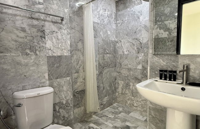 Mai Khao Beach Condotel by Villacarte - Foto 29