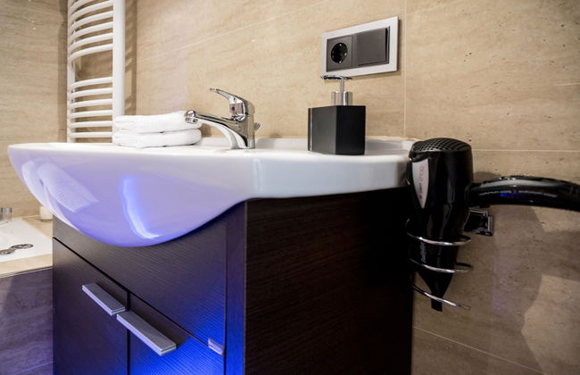 The Queen Luxury Apartments - Villa Marilyn - Photo 56