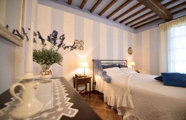 Holiday-Home with pool in San Gimignano - Photo 4