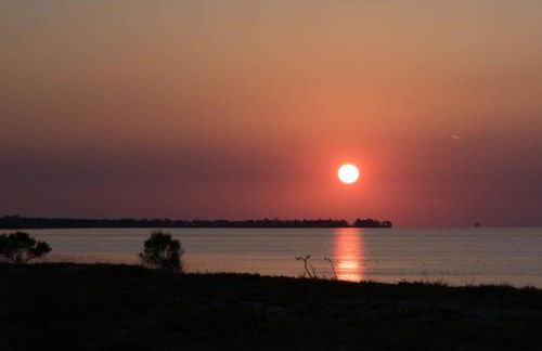 Romar Tower Beachfront Condos - Foto 30