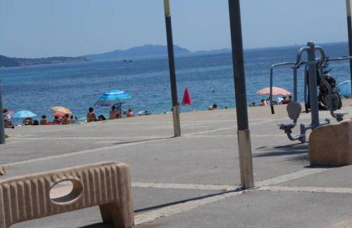 Particulier loue T3 en rez de jardin à 30 mètres de la plage avec un double box - Photo 15