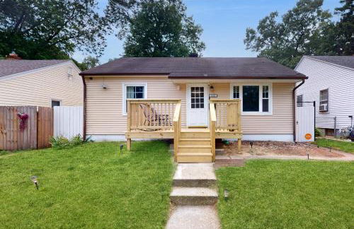 2 Mi to Beach! Hot Tub Haven in Michigan City - Foto 43