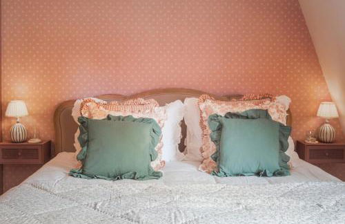 Boutique Retreat in Central Bath - Photo 8