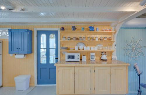 Cozy Fiddlers Rest Cabin 11 Miles to Skiing! - Photo 13