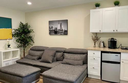 Guest suite near La Cienega Park Beverly Hills next to LACMA La Brea Tar Pits Peterson Museum and Academy Awards Museum - Foto 9