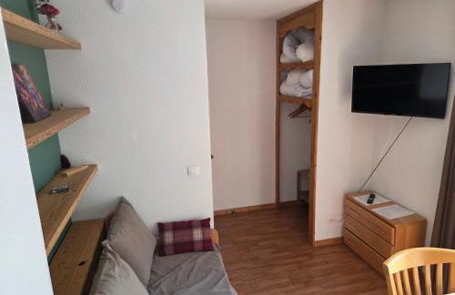 Hameau des Eaux d'Orelle 3 Vallées - 1 OU 2 Studios Communicants - Foto 3