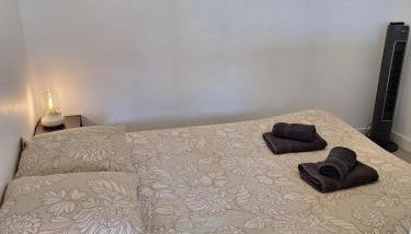 Jeny 4 - calme - wifi - stationnement gratuit - Foto 4, towels