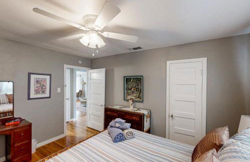 Play Room, Patio and Fire Pit! Cozy Kerrville Home - Foto 16