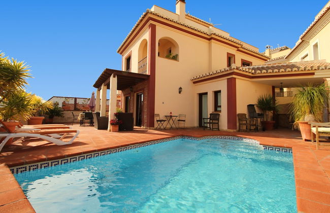 1033 Villa Laura - Photo 1