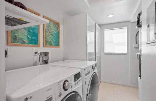 Birdrock Paradise w Private Pool& Spa, AC, fast WiFi & Yard! - Foto 34