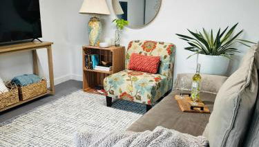 Luxury 4-Bedroom Container Home, Hot-Tub & Firepit - Foto 4