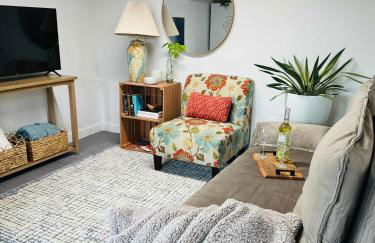 Luxury 4-Bedroom Container Home, Hot-Tub & Firepit - Foto 4