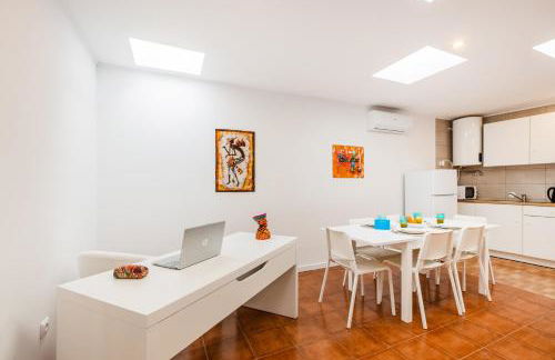 Live, Laugh, Love Beach Guest Home with AC - Foto 54