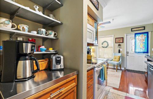 Walk to Everything Downtown EAT - SHOP - PLAY - Foto 12