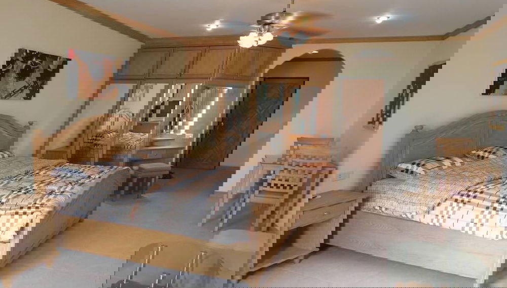 View Talay 1A Floor 4 Room - Foto 1, Imagen principal