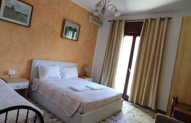 Caponi Bros - Photo 4