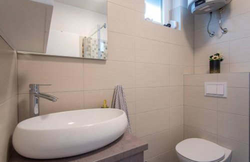 MY DALMATIA - Beach house Festini with private jacuzzi & sea view - Foto 38