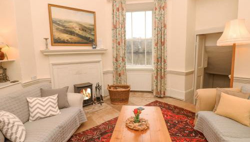 The Bathing House - Photo 3