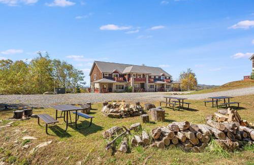 Hibernation Station - MTN Views near Asheville! - Foto 49