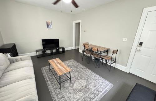 COZY Apartment in DC 2BR with Parking - Foto 6