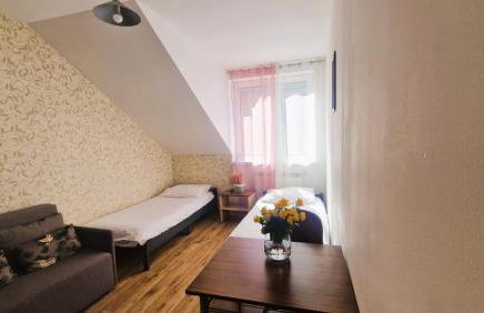 Apartament w centrum Piwnicznej - Foto 4