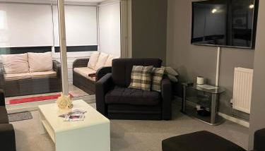 Palmbeach Place - Photo 3