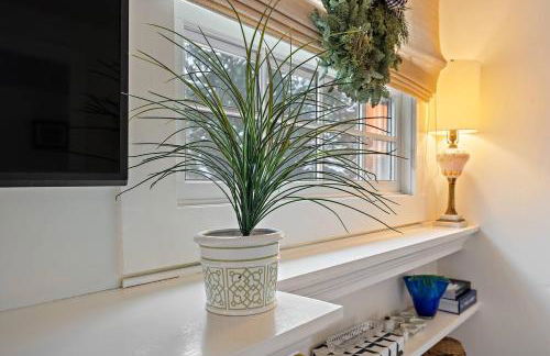 "Broadway Hideaway" by Roxy Rentals - Foto 5