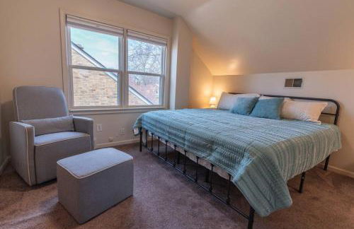 4 Bedroom 2 and a half bath that Sleeps 8 Near it all Ford Telegraph - Foto 20